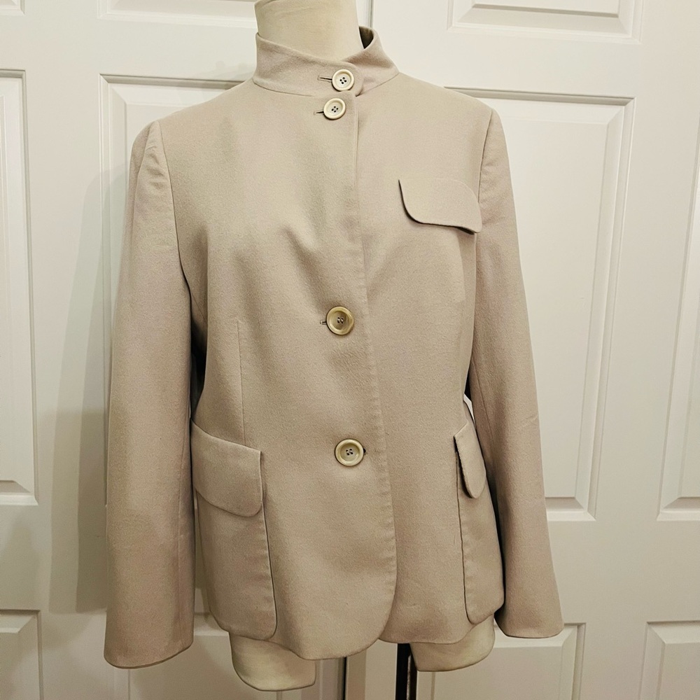 Akris Punto Collarless Wool Blend Blazer